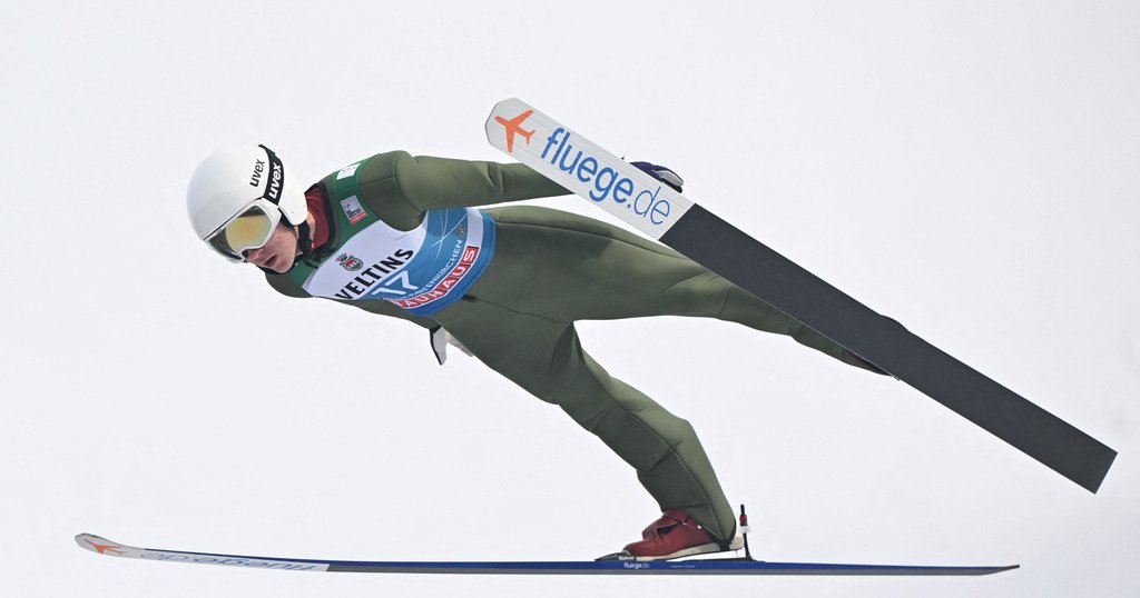 Прыжки на лыжах с трамплина